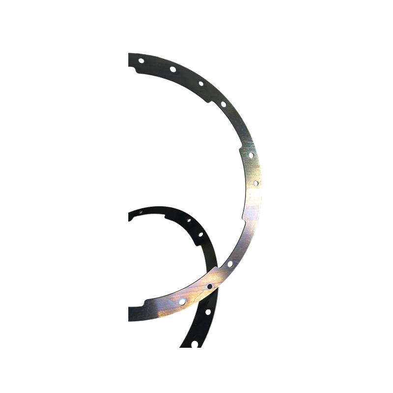 When laser cutting manganese steel, how do you match the laser power and focal length to avoid edge chipping?